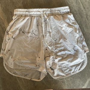 Buff Bunny Marble Set - Size M